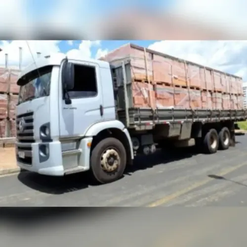 Vendo , fretes avulsos em caminhão topinho , truck e carreta levo qualquer insumo !