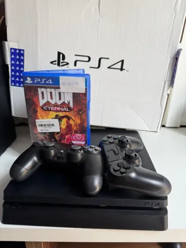 Playstation 4 Slim com Jogo Doom Eternal