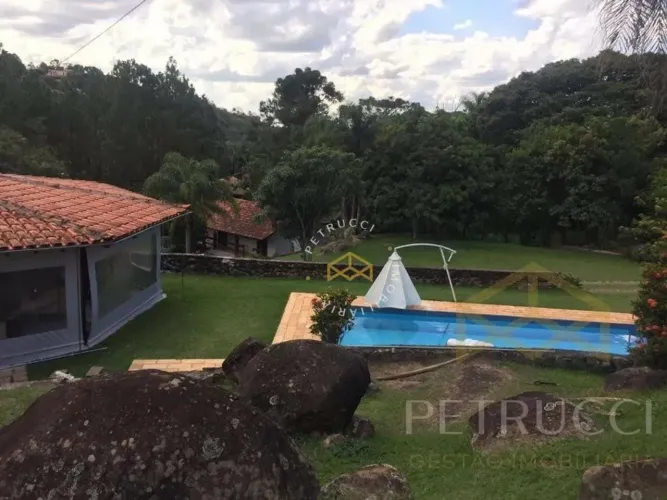 Chácara com 5 dormitórios à venda, 2800 m² por R$ 1.400.000,00 - Lopes - Valinhos/SP