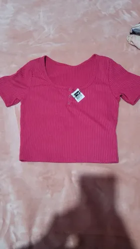 Blusa tipo cropped Rosa - Tamanho M