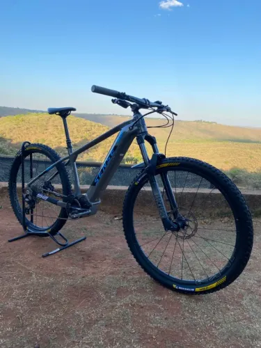 BICICLETA ELÉTRICA SENSE IMPACT E TRAIL 29 M 