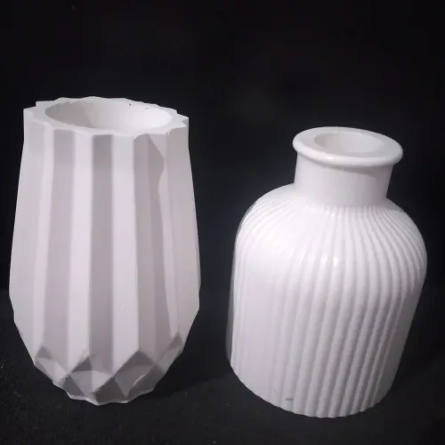 Vasos Decorativos em gesso
