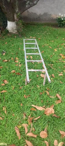Escada de ferro galvanizada parede