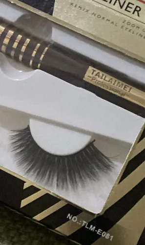 Kit delineador e cílios postiços 