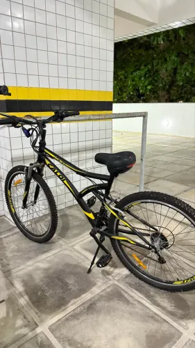 Bicicleta Caloi Andes Aro 26/ 21 marchas/ Preta