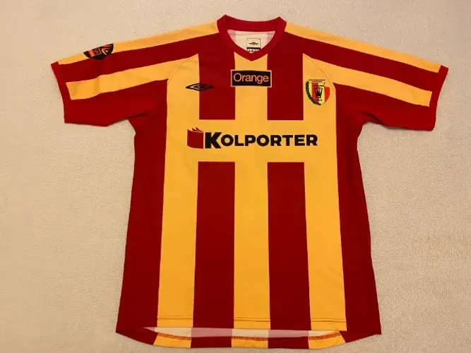 camisa futebol korona kielce (polônia) 2006 tam. xl