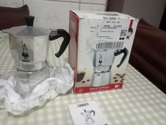 Cafeteira italiana Bialetti original.