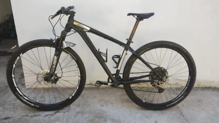 Bicicleta specialized aro 29