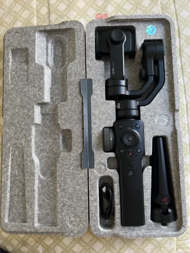 Estabilizador Zhiyun Smooth 4