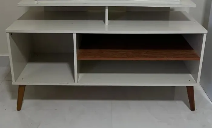 Rack para TV Off White - Funcional e perfeito em qualquer sala