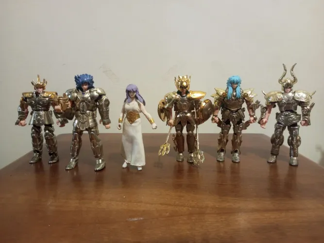 Cavaleiros do Zodíaco Vintage Customizados (FAVOR LER A DESCRIÇÃO)