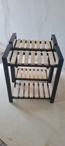 Estante decorativa em madeira PINUS