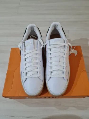 Tênis Nike Branco blazer Phantom low...novo..sem uso..original..na caixa...tam 43