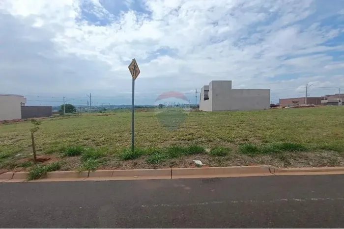 Terreno à Venda no Condomínio Buriti  Presidente Prudente/SP