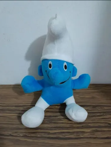 Boneco de pelúcia Smurf