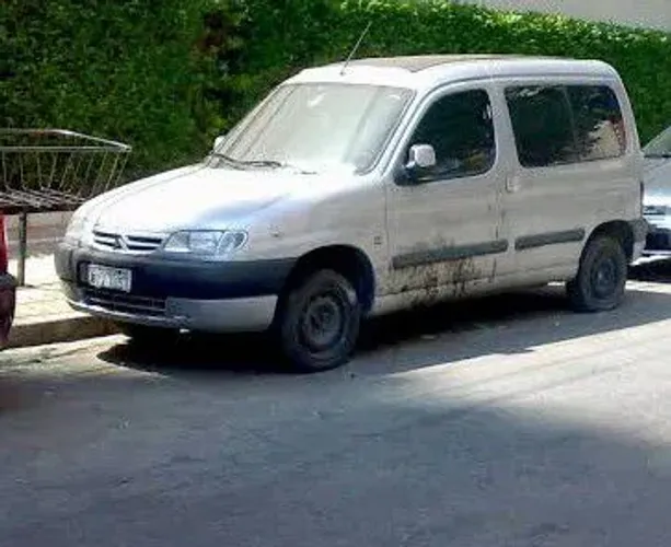 Peças de Citroen Berlingo Peugeot Partner 1.8 8v 2000 vendo peças de berlingo e partner