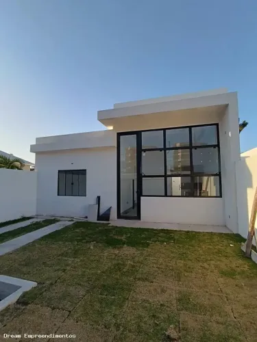 Casa para Venda em Rio das Ostras, Extensão do Bosque, 3 dormitórios, 1 suíte, 1 banheiro,