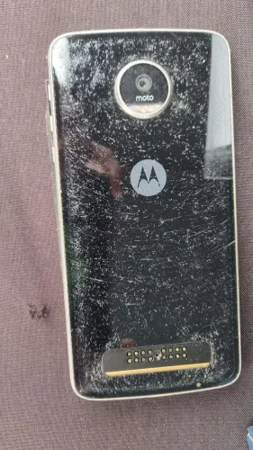 Moto z play quebrado para aproveitar peças
