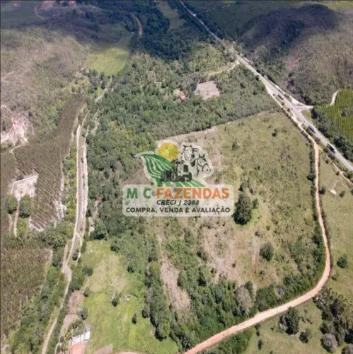 Fazenda às Margens da BR 101 em Alagoinhas-BA