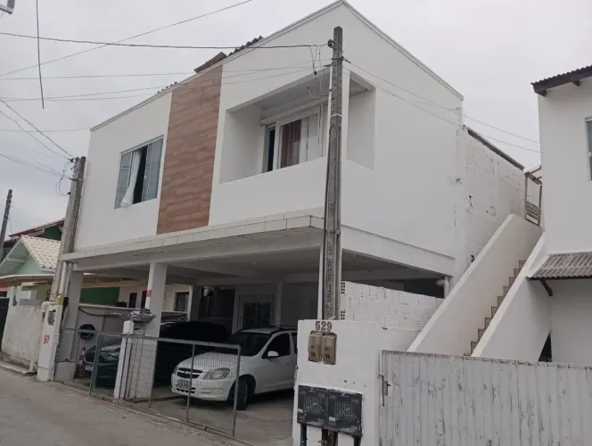 KITNETES A VENDA NO RIO VERMELHO