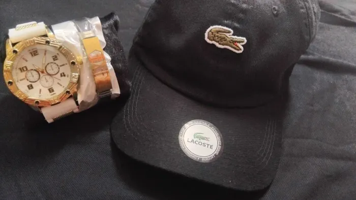 KIT BONÉ E RELÓGIO APENAS 59,90$ 