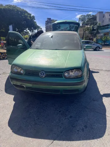 Sucata Golf sapao 1.6 8v gasolina para retirada de peças
