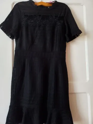 Vestido preto renda - tamanho M