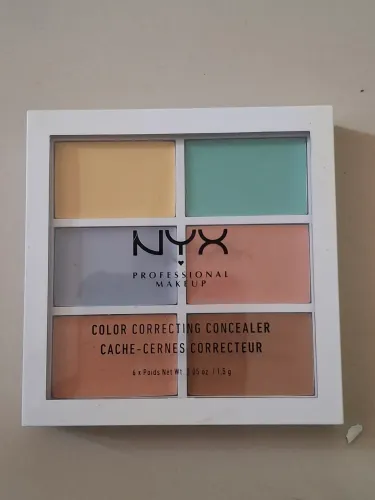Paleta de corretivo Nyx Professional Makeup