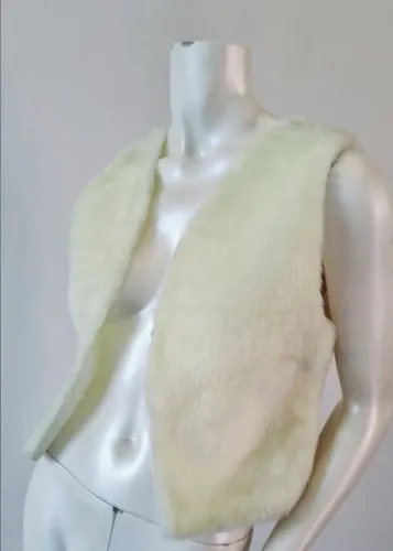 Colete de Pelucia Feminino P Marfim