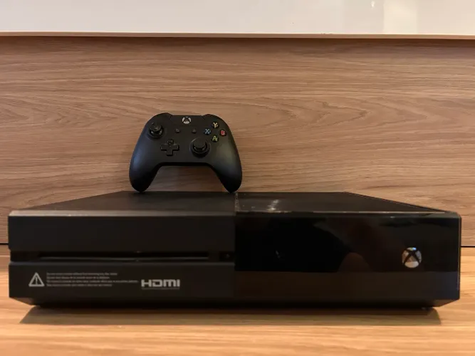 XBOX ONE 1TB! Preço de ocasião!