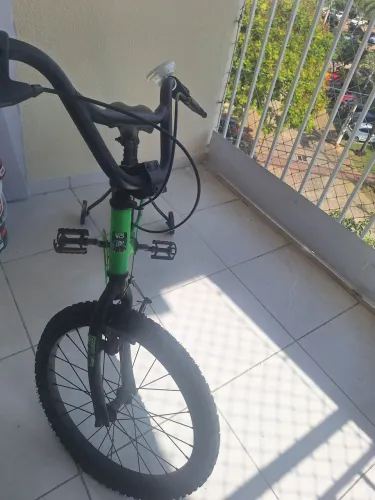 Bicicleta infantil - Ben 10