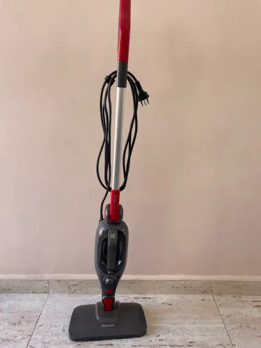 Electrolux PowerMop10 / SEMINOVA - excelente estado 