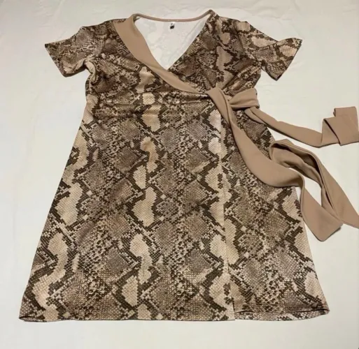 Vestido lança perfume TAM GG