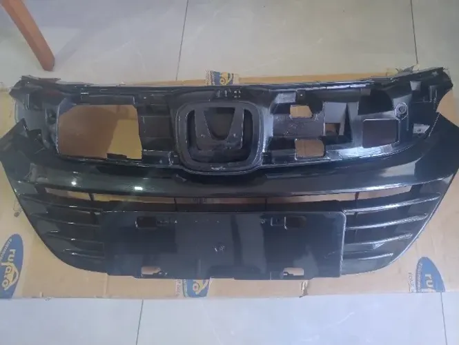 Grade radiador Hrv 2019/2021 black piano,sem friso cromado 
