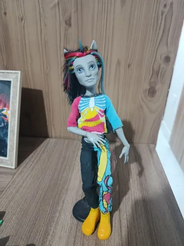 Neighthan Rot Boneco Monster High 