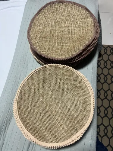 Sousplat juta e fita pompom