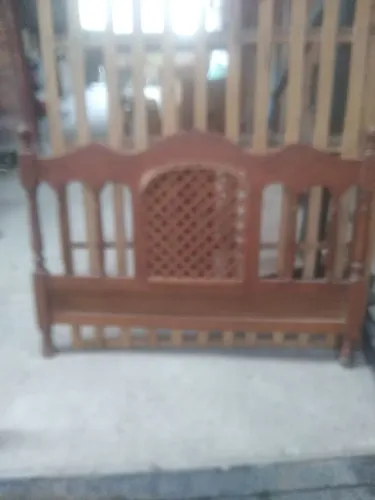 Cama de casal madeira antiga 