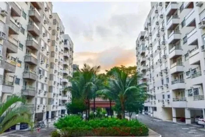 APARTAMENTO 3 Q MOBILIADO COMPLETO / Trindade - Florianopolis SC