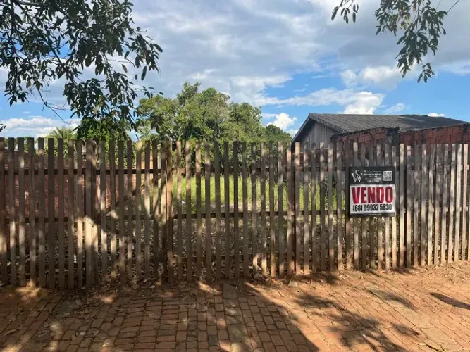 Terreno de 748m² - Localizado na Avenida Principal da Sobral