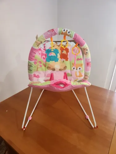 Cadeira de Descanso Vibratória e Musical Girafa Gigi-Protek