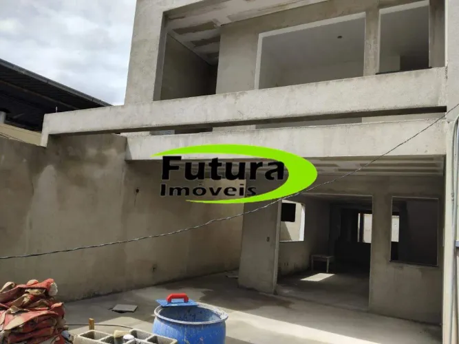 Casa geminada duplex à venda no Cardoso