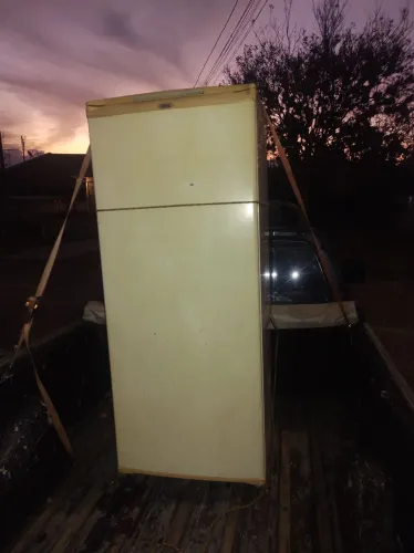 Geladeira Eletrolucx 127 v
