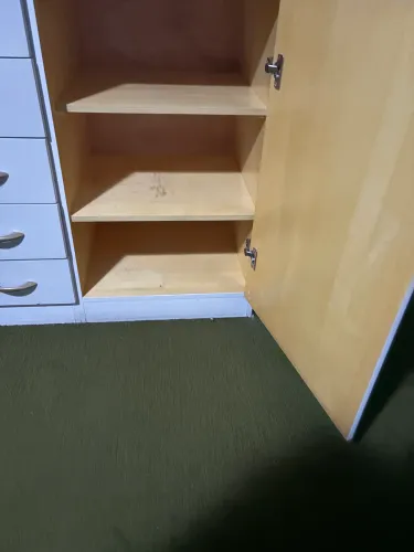 Gaveteiro grande com portas - ótimo estado