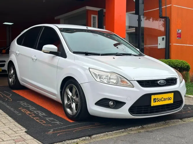 Ford Focus 2.0 16v/ 2.0 16V Flex 5P 2013