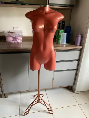 Manequim Feminino 