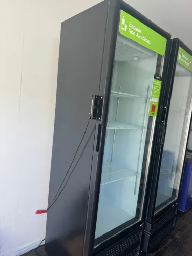 Vendo Expositor Refrigerado Imbera 454 Litros Preto VRS16 - 220V