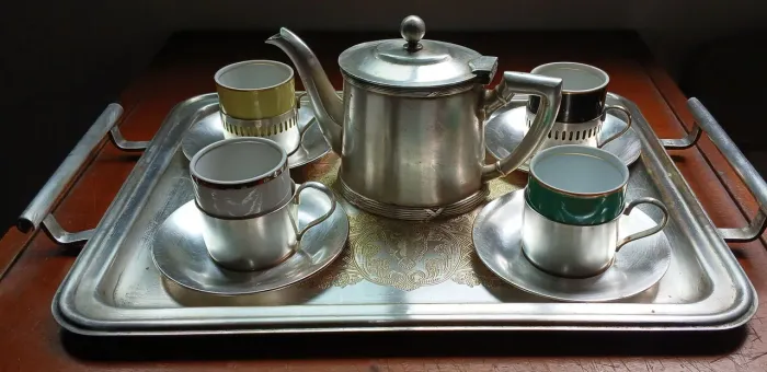 Conjunto Café Vintage Arco-Íris Wolff Prata 90 e Porcelana VeraCruz e Maua.