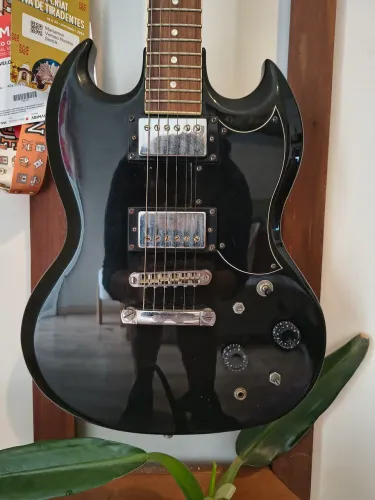 Guitarra SG Shelter Detroit
