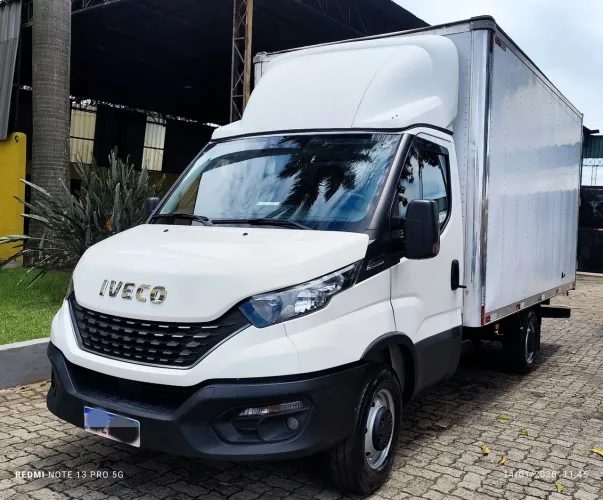 Iveco Daily Chassi 35-150  3.0.  2021 Baú 