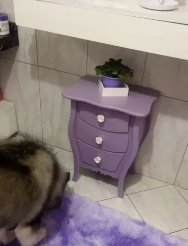 Mesa de Cabeceira Criado 3 Gavetas Lilás